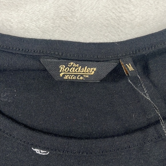 The Roadster Life Co‎ Skulls Womens M 100% Cotton Novelty Black Sleeveless Shirt - Picture 6 of 9